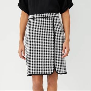 Ann Taylor skirt ❤️